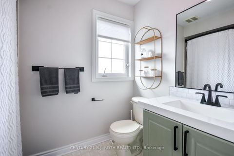 Photo 16 at 60 Carley Crescent, Painswick South, Barrie