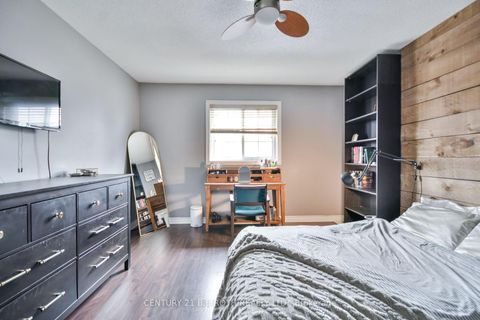 Photo 19 at 60 Carley Crescent, Painswick South, Barrie