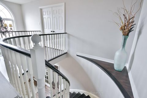 Photo 27 at 60 Carley Crescent, Painswick South, Barrie