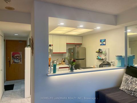 Photo 17 at 1505 - 99 Harbour Square, Waterfront Communities C1, Toronto