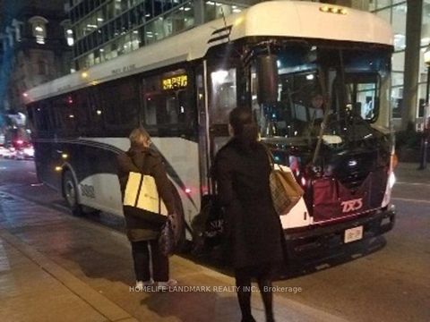 Photo 30 at 1505 - 99 Harbour Square, Waterfront Communities C1, Toronto