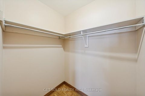 Photo 17 at 99 Carmen Crescent, East Woodbridge, Vaughan