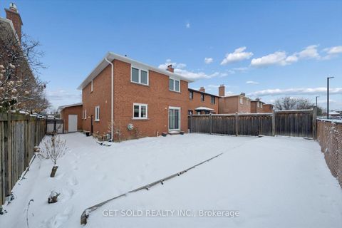 Photo 26 at 99 Carmen Crescent, East Woodbridge, Vaughan