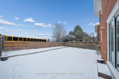 Photo 27 at 99 Carmen Crescent, East Woodbridge, Vaughan