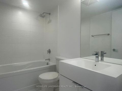 Photo 5 at 622 - 21 Iceboat Terrace, Waterfront Communities C1, Toronto