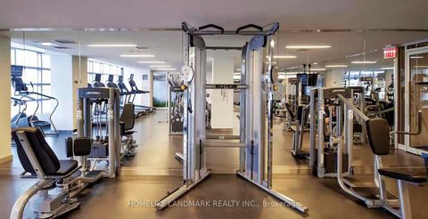 Photo 13 at 622 - 21 Iceboat Terrace, Waterfront Communities C1, Toronto