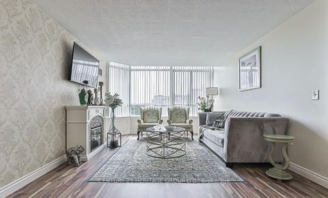 Photo 7 at 1112 - 270 Davis Drive, Central Newmarket, Newmarket