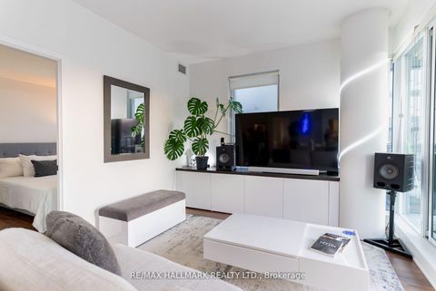 Photo 7 at 813 - 260 Sackville Street, Regent Park, Toronto