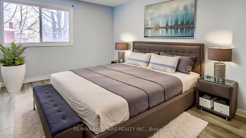 Photo 11 at 10 - 50 Verne Crescent E, Malvern, Toronto