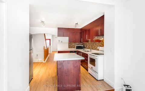 Photo 12 at 13 Royal Street, Smythe, Toronto