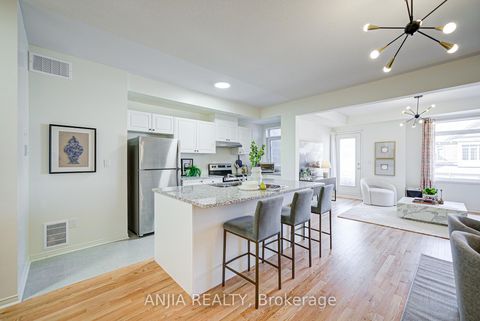 Photo 18 at 105 Ness Drive, Rural Richmond Hill, Richmond Hill