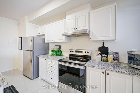 Photo 20 at 105 Ness Drive, Rural Richmond Hill, Richmond Hill