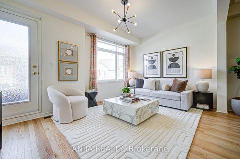 Photo 21 at 105 Ness Drive, Rural Richmond Hill, Richmond Hill