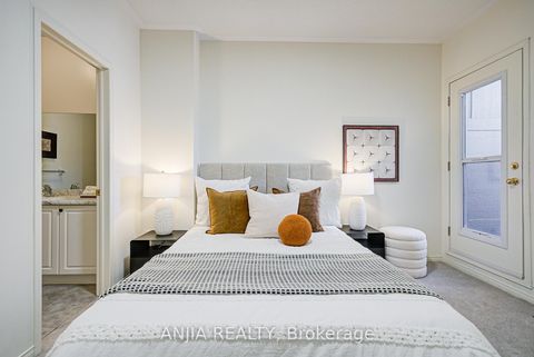 Photo 33 at 105 Ness Drive, Rural Richmond Hill, Richmond Hill