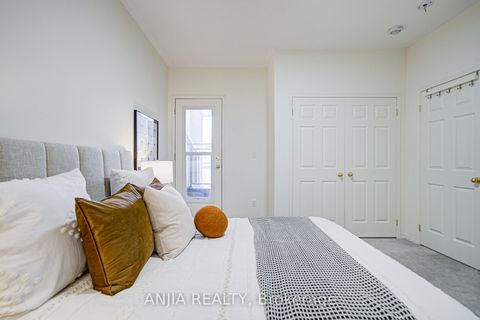 Photo 35 at 105 Ness Drive, Rural Richmond Hill, Richmond Hill