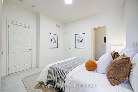 Photo 36 at 105 Ness Drive, Rural Richmond Hill, Richmond Hill