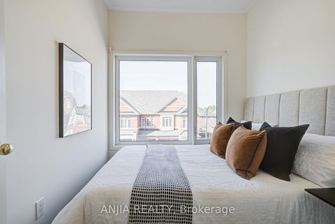 Photo 44 at 105 Ness Drive, Rural Richmond Hill, Richmond Hill