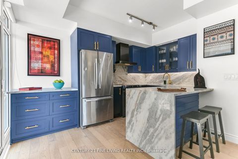 Photo 14 at Th22 - 6 Pirandello Street, Waterfront Communities C1, Toronto