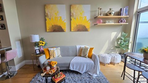 Photo 8 at PH207 - 18 Harding Boulevard, Harding, Richmond Hill