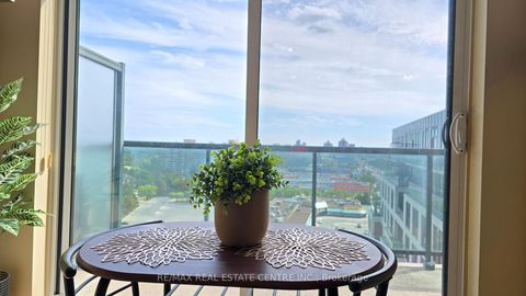 Photo 9 at PH207 - 18 Harding Boulevard, Harding, Richmond Hill