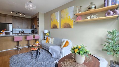 Photo 12 at PH207 - 18 Harding Boulevard, Harding, Richmond Hill