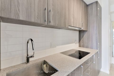 Photo 8 at 1202 - 576 Front Street W, Waterfront Communities C1, Toronto