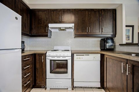 Photo 13 at 1711 - 8 Lee Centre Drive, Woburn, Toronto