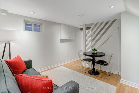 Photo 17 at 313 Cedarvale Avenue, Lumsden, Toronto