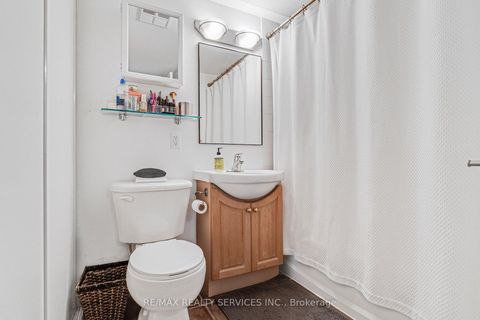 Photo 18 at 632 - 38 Western Battery Road, Niagara, Toronto