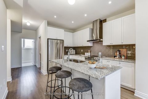 Photo 12 at 117 Tennant Circle, Vellore Village, Vaughan