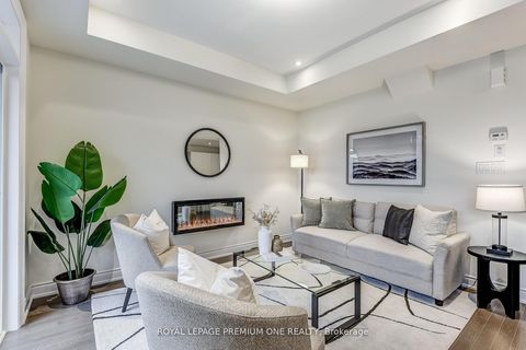 Photo 18 at 117 Tennant Circle, Vellore Village, Vaughan