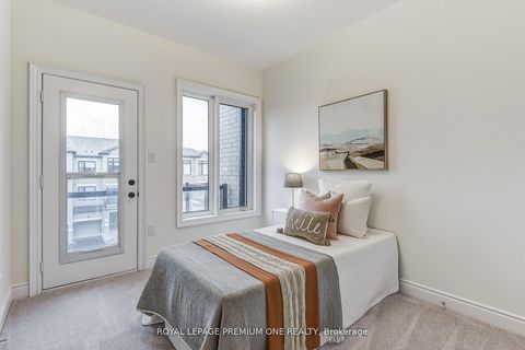 Photo 22 at 117 Tennant Circle, Vellore Village, Vaughan