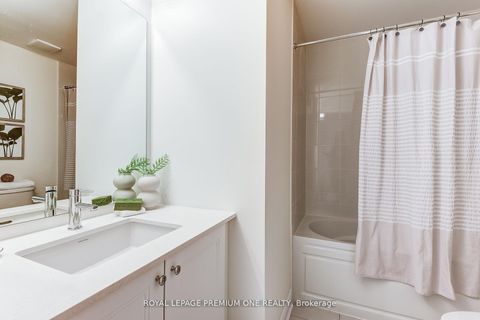 Photo 27 at 117 Tennant Circle, Vellore Village, Vaughan