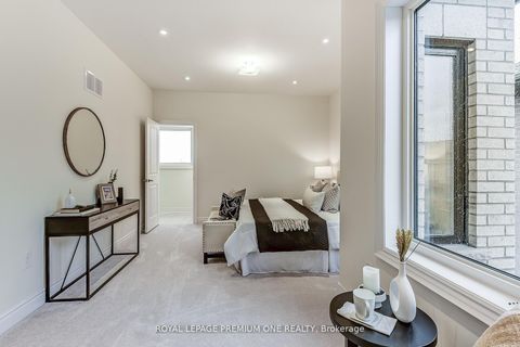 Photo 30 at 117 Tennant Circle, Vellore Village, Vaughan