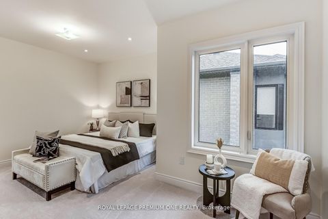 Photo 33 at 117 Tennant Circle, Vellore Village, Vaughan