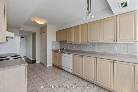 Photo 5 at 604 - 8 Covington Road, Lawrence, Toronto