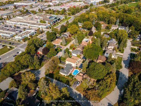 Photo 8 at 1 Yewfield Crescent, Don Mills, Toronto