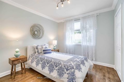 Photo 17 at 1 Yewfield Crescent, Don Mills, Toronto