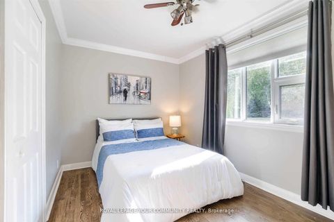 Photo 21 at 1 Yewfield Crescent, Don Mills, Toronto