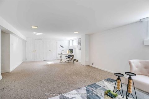 Photo 22 at 1 Yewfield Crescent, Don Mills, Toronto