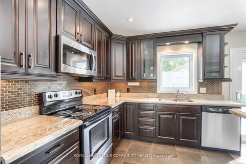 Photo 24 at 1 Yewfield Crescent, Don Mills, Toronto
