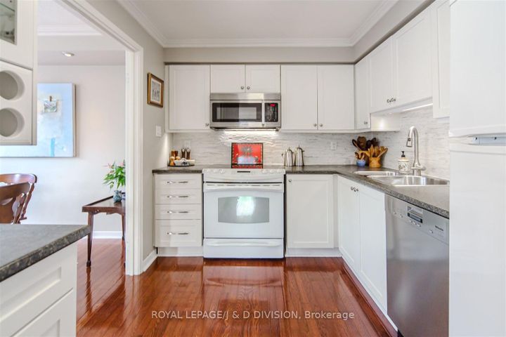 Photo 12 at 1607 - 298 Jarvis Street, Yonge Corridor, Toronto