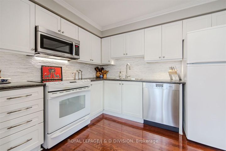 Photo 13 at 1607 - 298 Jarvis Street, Yonge Corridor, Toronto