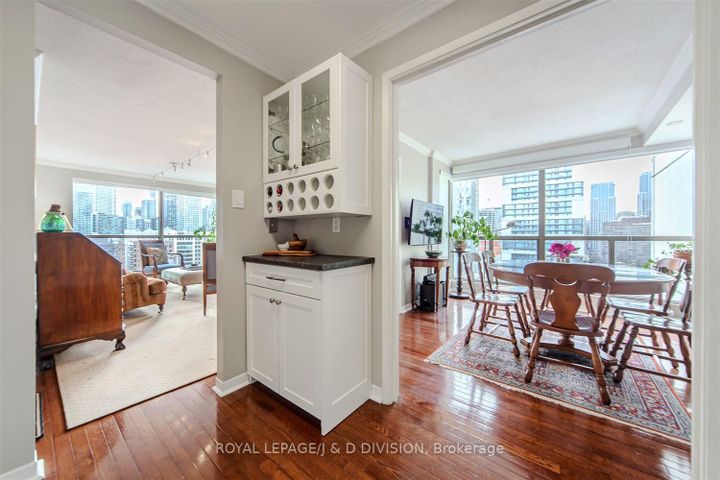 Photo 14 at 1607 - 298 Jarvis Street, Yonge Corridor, Toronto