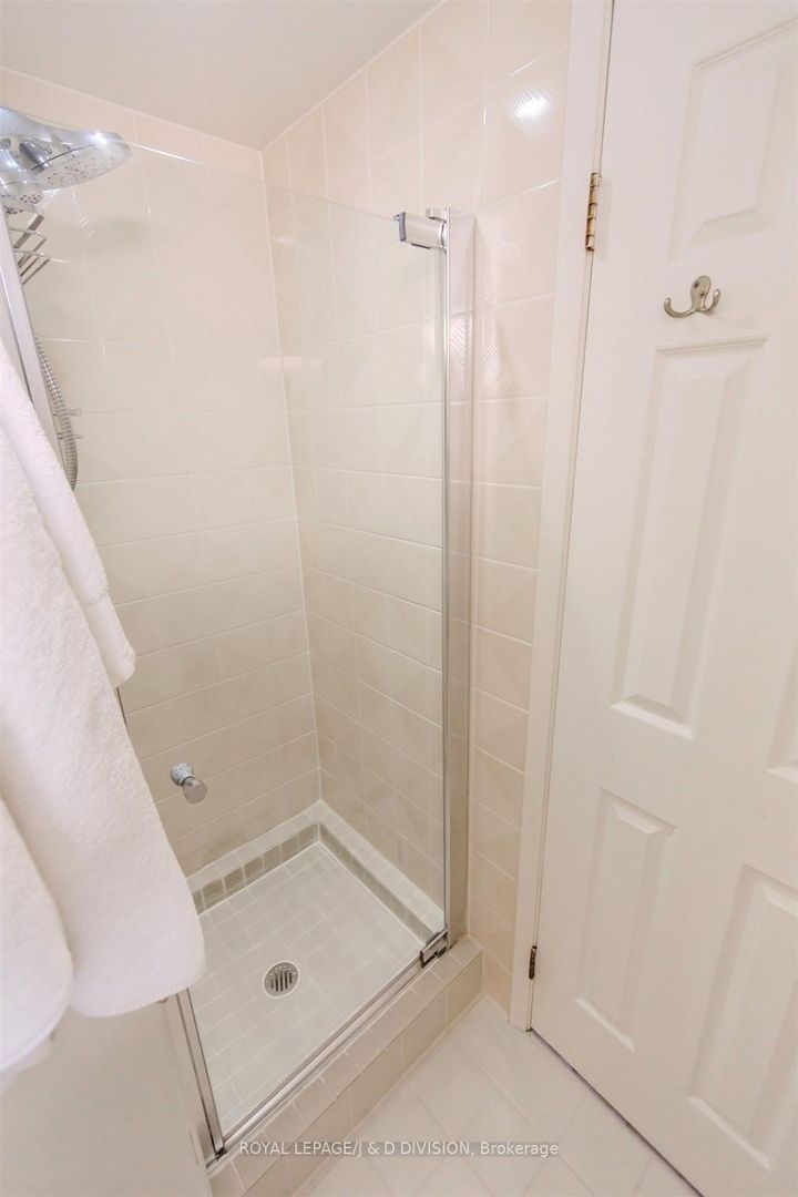 Photo 19 at 1607 - 298 Jarvis Street, Yonge Corridor, Toronto