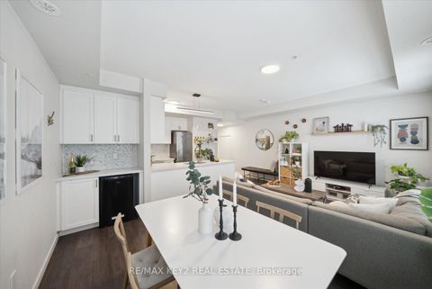 Photo 10 at 117 - 1711 Pure Springs Boulevard, Duffin Heights, Pickering