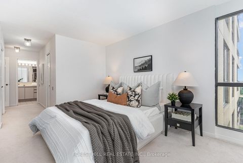 Photo 12 at 2004 - 3 Concorde Place, Don Mills, Toronto