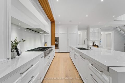 Photo 12 at 371 Willis Drive, WO West, Oakville