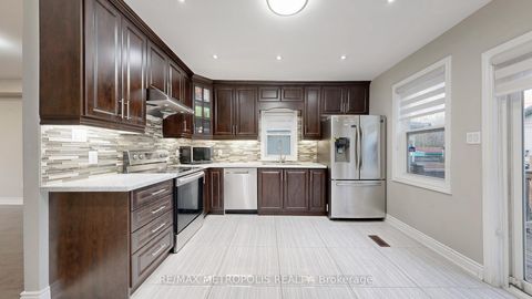 Photo 10 at 461 Warden Avenue, Oakridge, Toronto