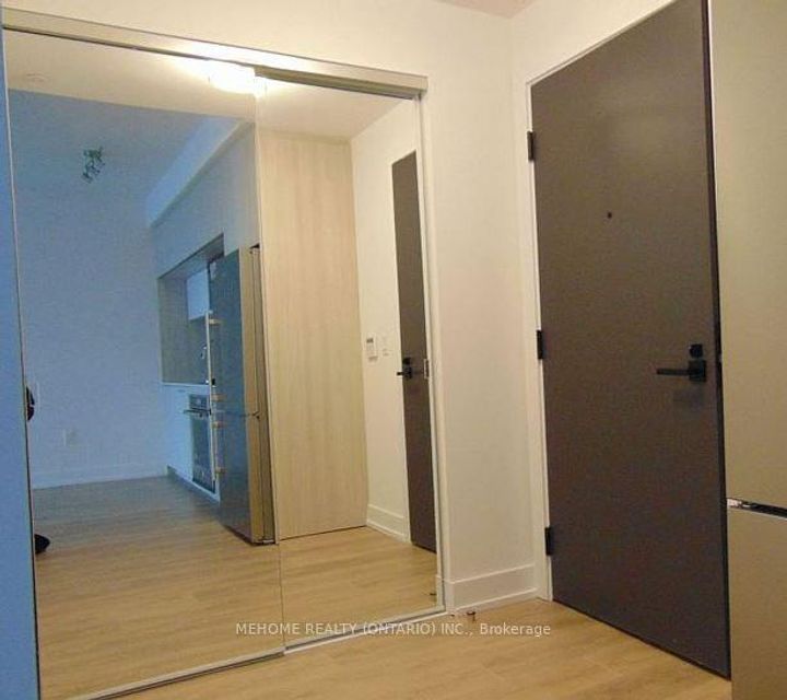 Photo 2 at 1131 - 25 Adra Grado Way, Bayview Village, Toronto